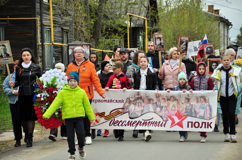 Первомайский. Митинг «Без права на забвение»