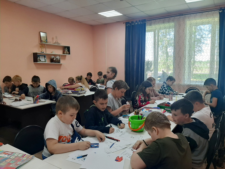 С наступлением летних каникул Первомайский ДК 